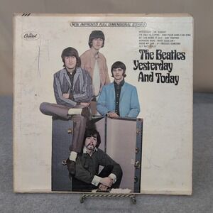 The Beatles Yesterday and Today Vinyl LP Capitol ST-8-2553 Stereo Record